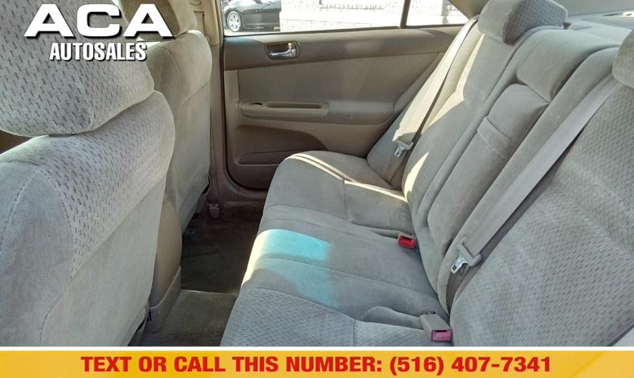 2002 Toyota Camry SE photo