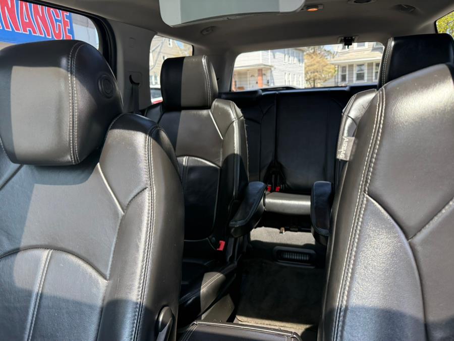 2013 GMC Acadia SLT-1 photo