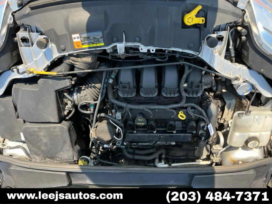 2012 Ford Focus SEL photo