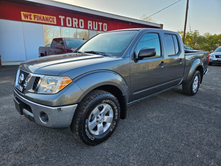2009 Nissan Frontier LE photo