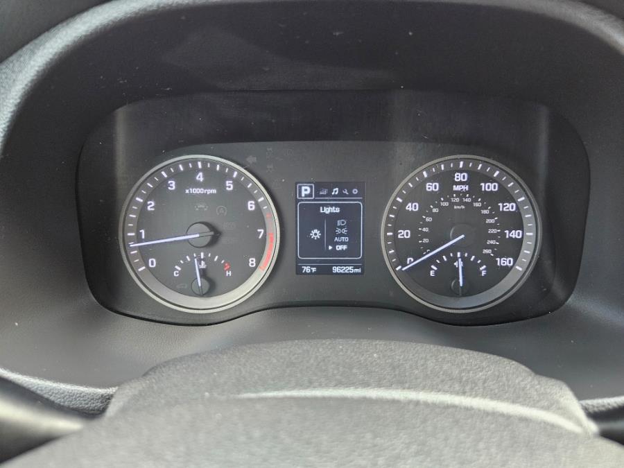 2016 Hyundai Tucson FWD 4dr SE photo