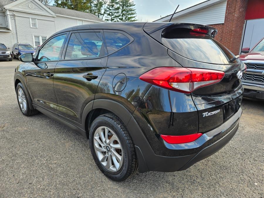 2016 Hyundai Tucson FWD 4dr SE photo