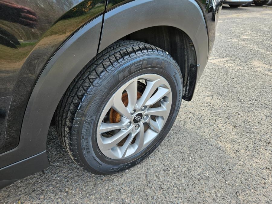 2016 Hyundai Tucson FWD 4dr SE photo