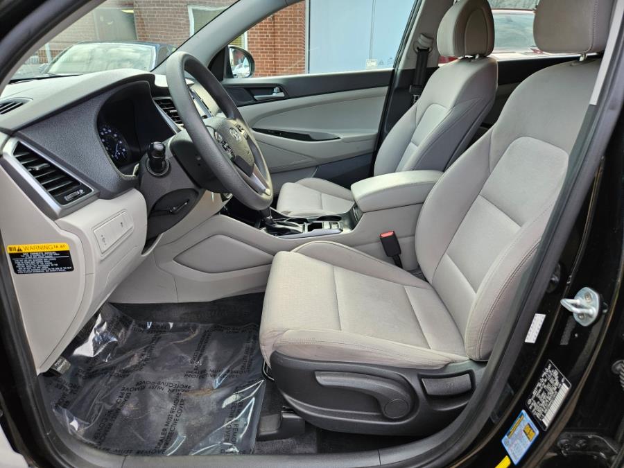 2016 Hyundai Tucson FWD 4dr SE photo