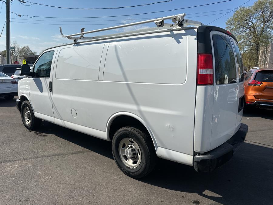 2019 Chevrolet Express Cargo Van RWD 2500 135