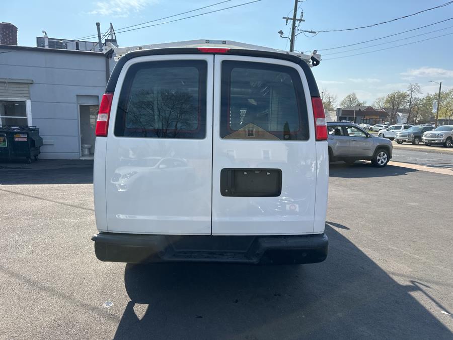 2019 Chevrolet Express Cargo Van RWD 2500 135