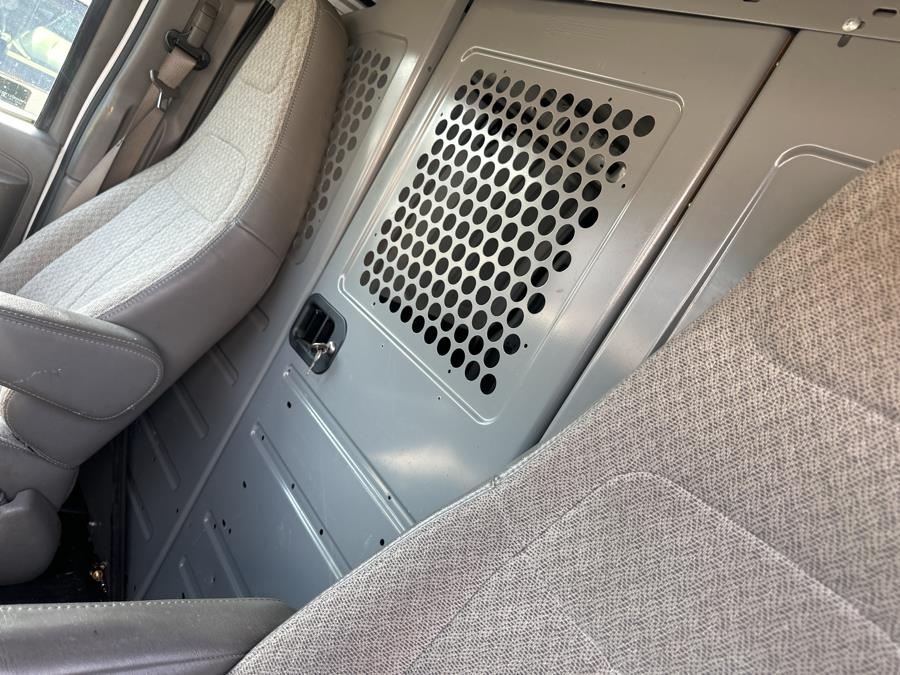 2019 Chevrolet Express Cargo Van RWD 2500 135
