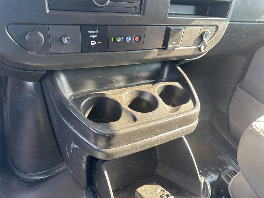 2019 Chevrolet Express Cargo Van RWD 2500 135