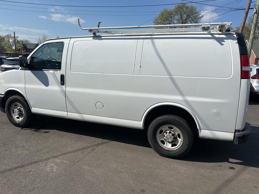2019 Chevrolet Express Cargo Van RWD 2500 135
