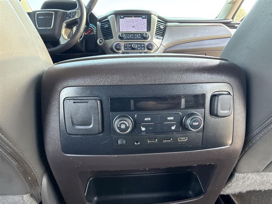 2018 GMC Yukon Denali photo