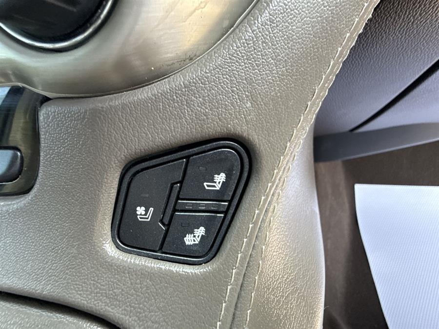 2018 GMC Yukon Denali photo