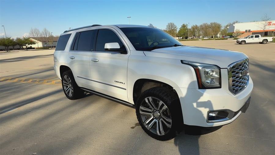 2018 GMC Yukon Denali photo