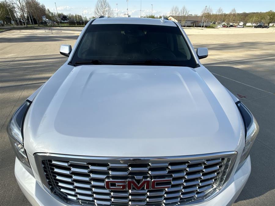 2018 GMC Yukon Denali photo