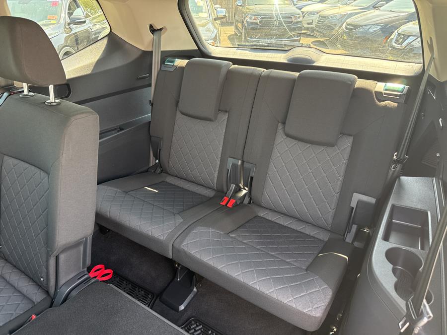 2019 Volkswagen Atlas 3.6L V6 S 4MOTION photo