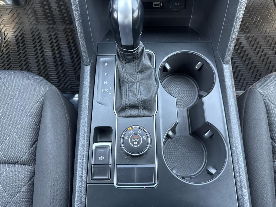 2019 Volkswagen Atlas 3.6L V6 S 4MOTION photo