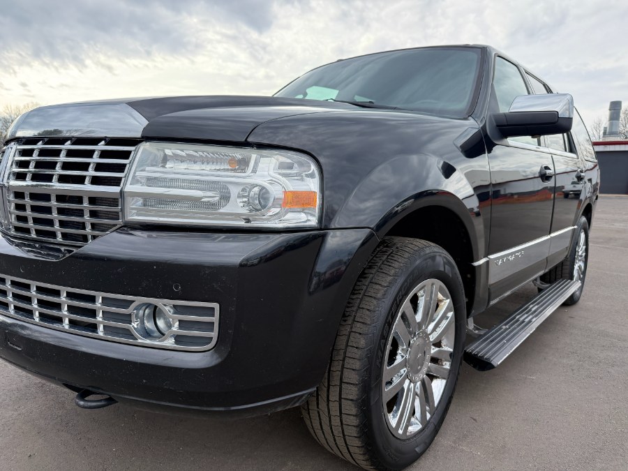 2010 Lincoln Navigator photo