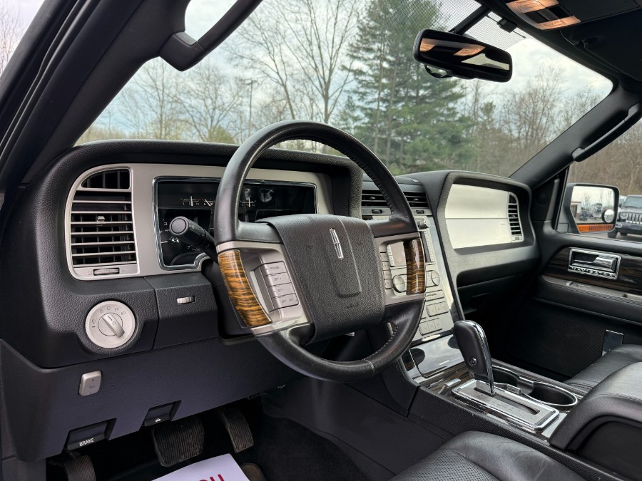 2010 Lincoln Navigator photo