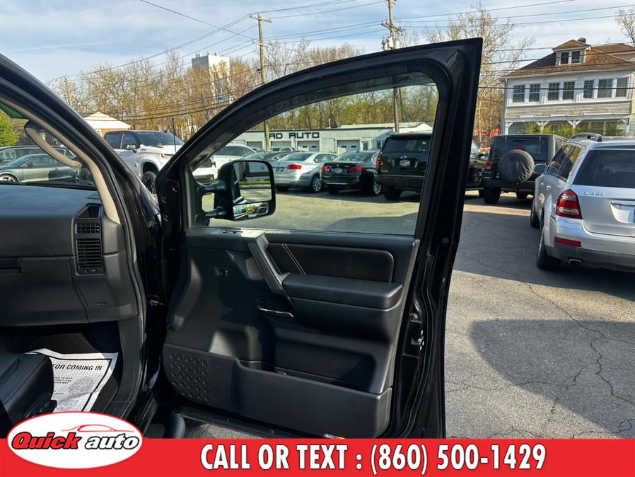 2011 Nissan Titan SV photo