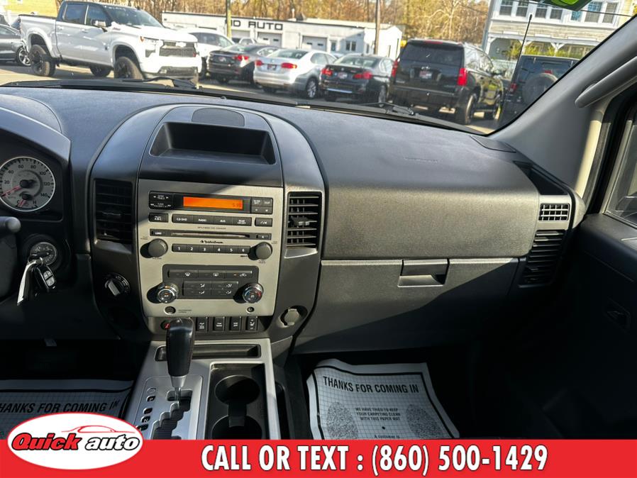 2011 Nissan Titan SV photo