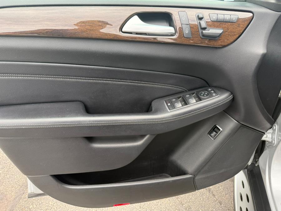 2014 Mercedes-Benz M-Class ML350 4MATIC photo