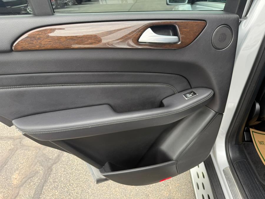 2014 Mercedes-Benz M-Class ML350 4MATIC photo