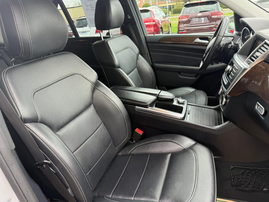 2014 Mercedes-Benz M-Class ML350 4MATIC photo