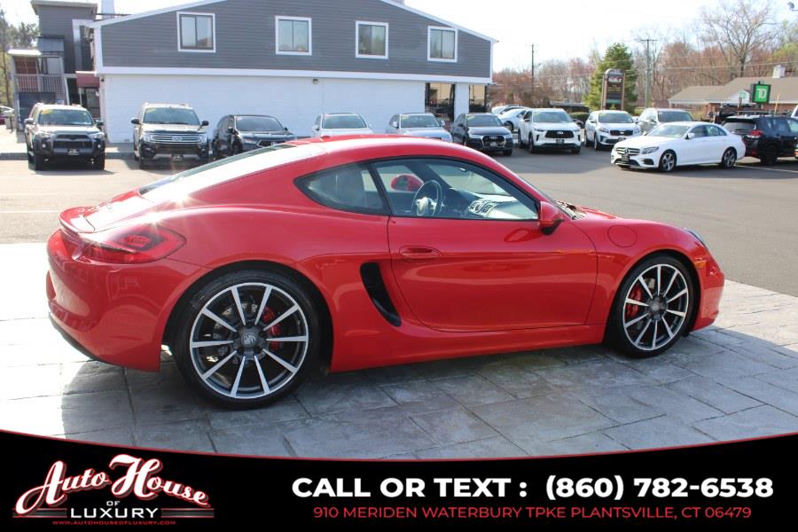 2014 Porsche Cayman S photo