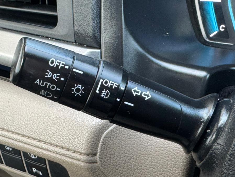 2023 Honda Odyssey Touring Auto photo