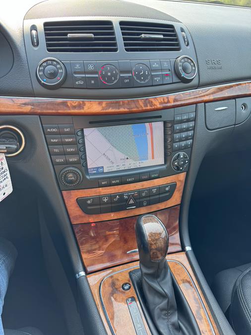 2006 Mercedes-Benz E-Class E320 photo