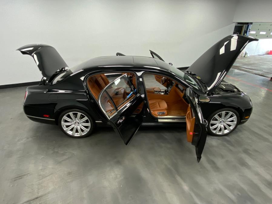 2009 Bentley MDX photo
