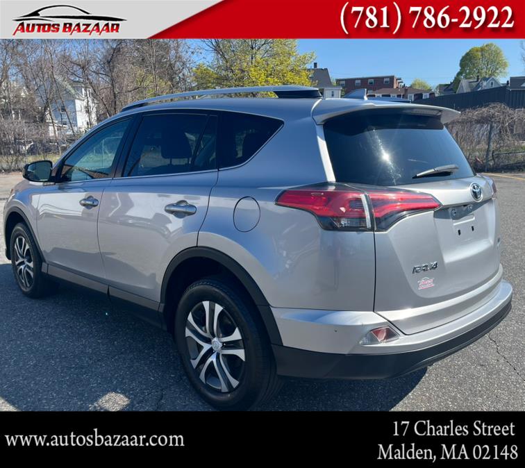 2016 Toyota RAV4 AWD 4dr LE (Natl) photo