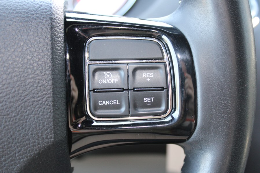 2019 Dodge Grand Caravan SXT Wagon photo