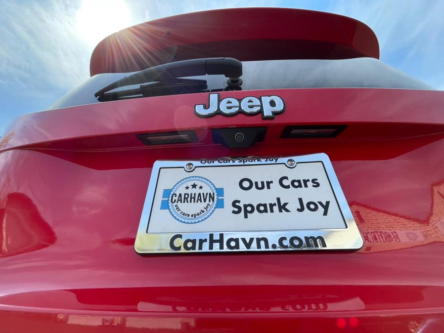 2017 Jeep Renegade Latitude 4x4 photo