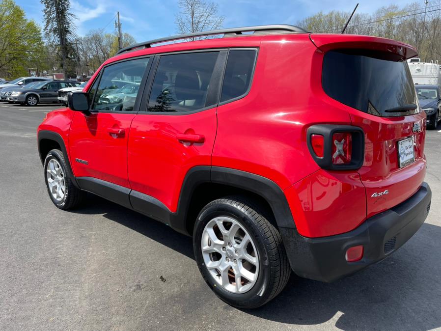 2017 Jeep Renegade Latitude 4x4 photo