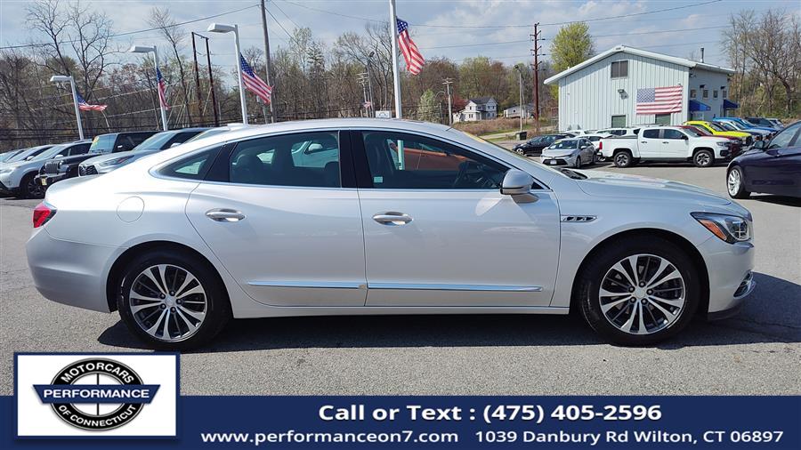 2017 Buick LaCrosse 4dr Sdn Essence FWD photo