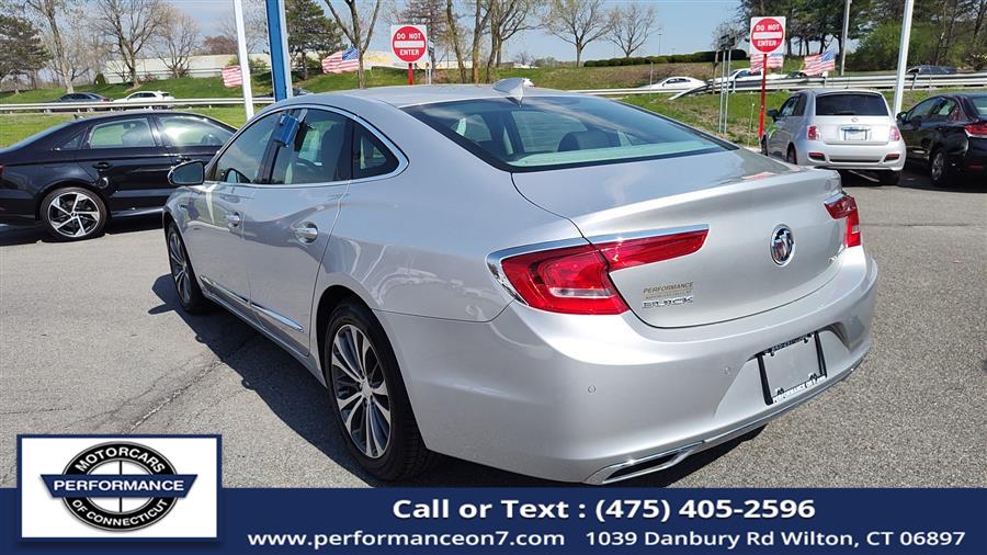2017 Buick LaCrosse 4dr Sdn Essence FWD photo