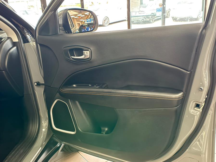 2021 Jeep Compass Limited 4x4 photo