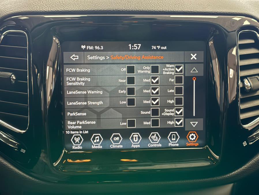 2021 Jeep Compass Limited 4x4 photo
