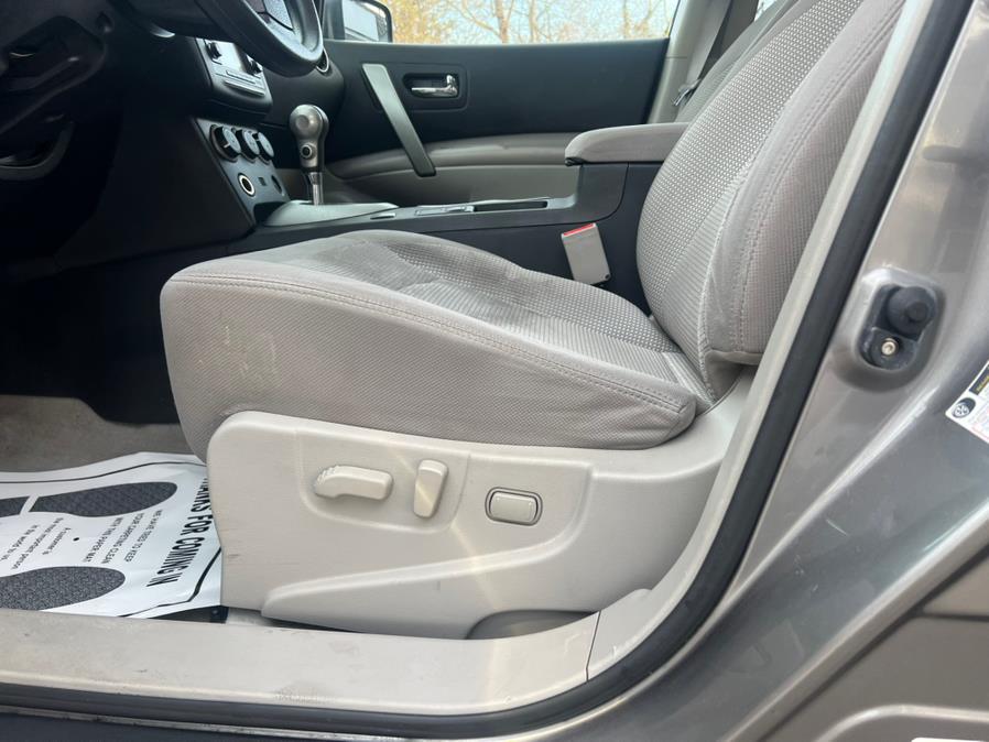 2012 Nissan Rogue S photo