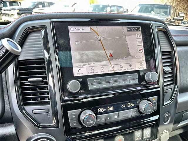 2023 Nissan Titan PRO-4X photo