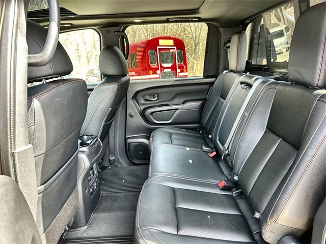 2023 Nissan Titan PRO-4X photo