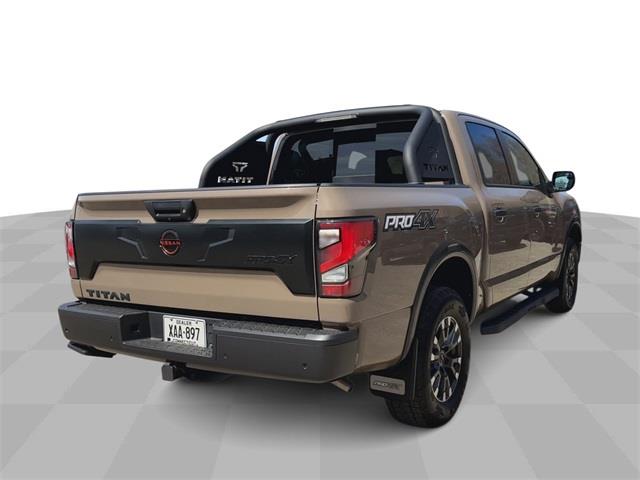 2023 Nissan Titan PRO-4X photo