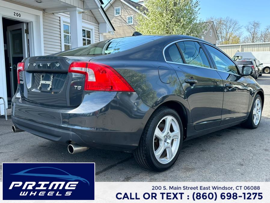 2012 Volvo S60 T5 photo