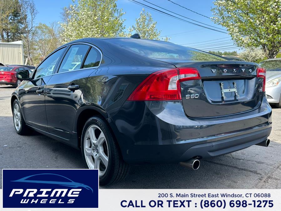 2012 Volvo S60 T5 photo