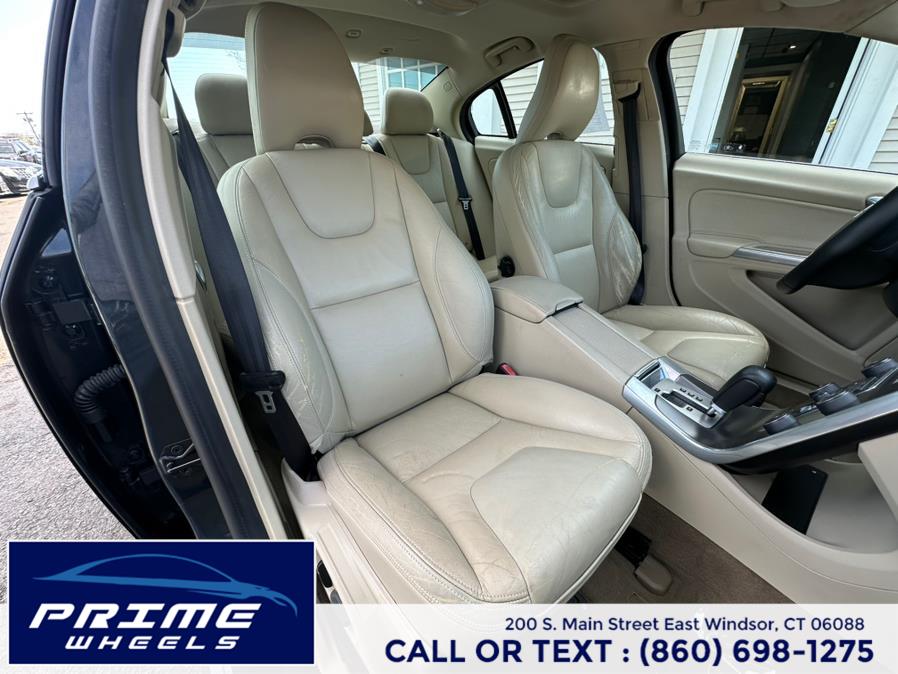 2012 Volvo S60 T5 photo