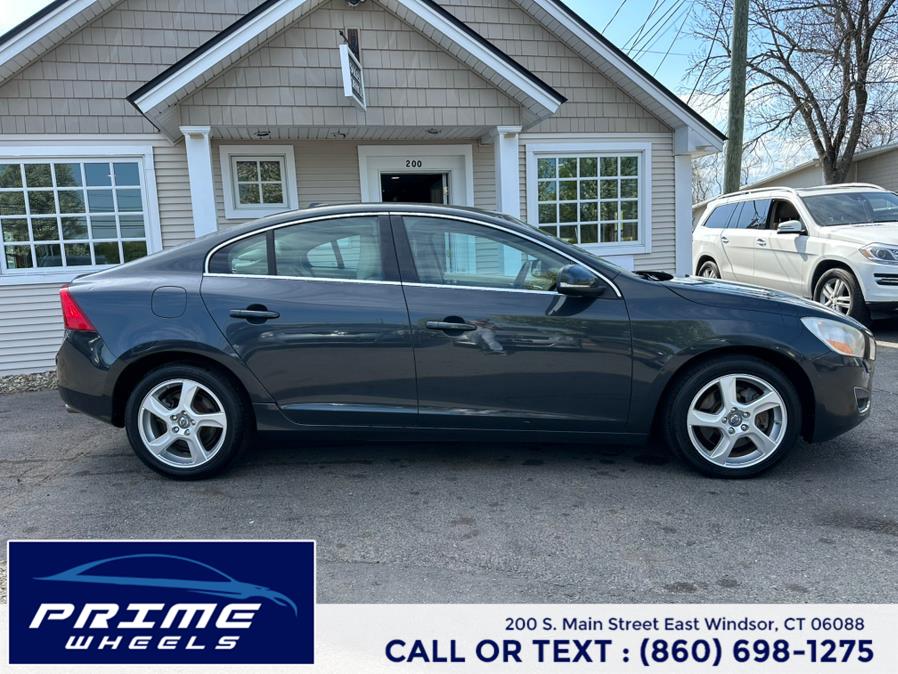 2012 Volvo S60 T5 photo