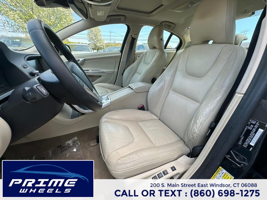 2012 Volvo S60 T5 photo