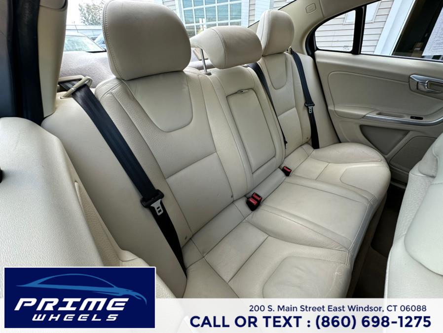 2012 Volvo S60 T5 photo