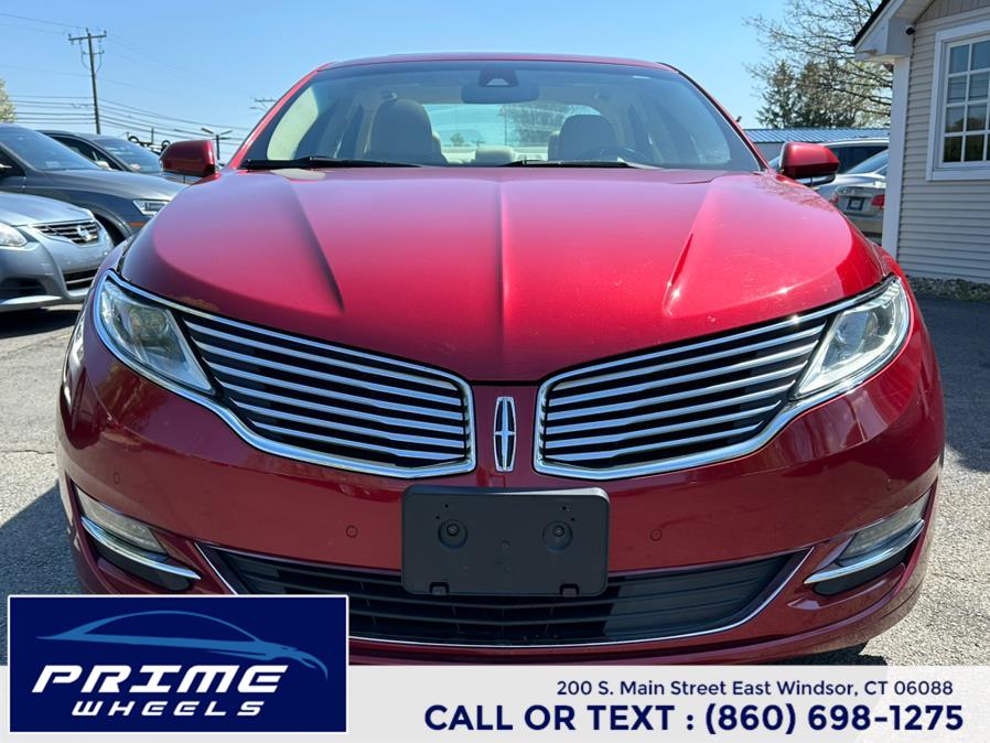2013 Lincoln MKZ photo
