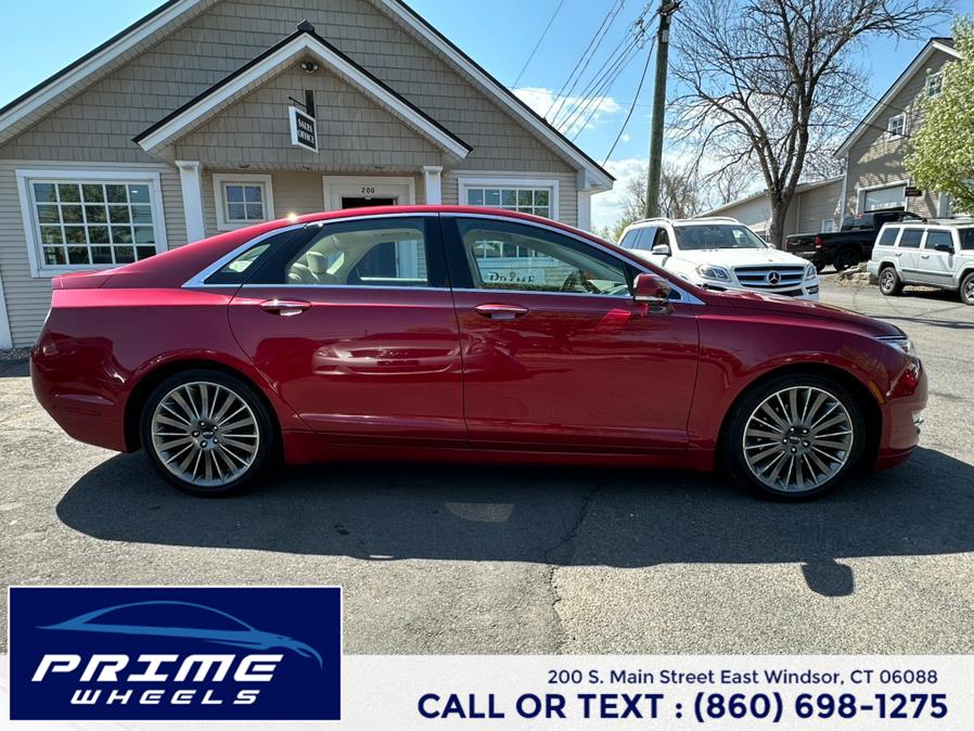 2013 Lincoln MKZ photo